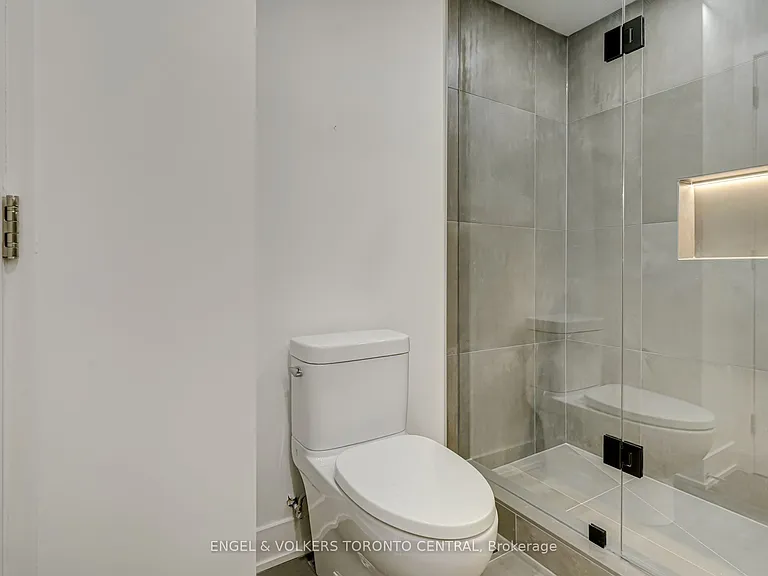 230 Willow Ave — Photo 14
