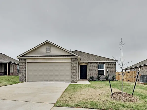 11520 NW 97th St, Yukon, OK 73099