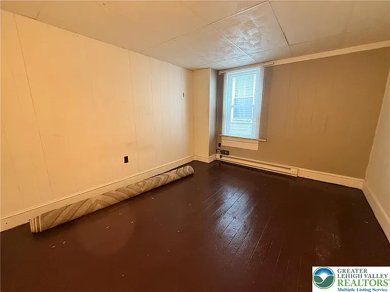 213 E Bertsch St #3 — Photo 10
