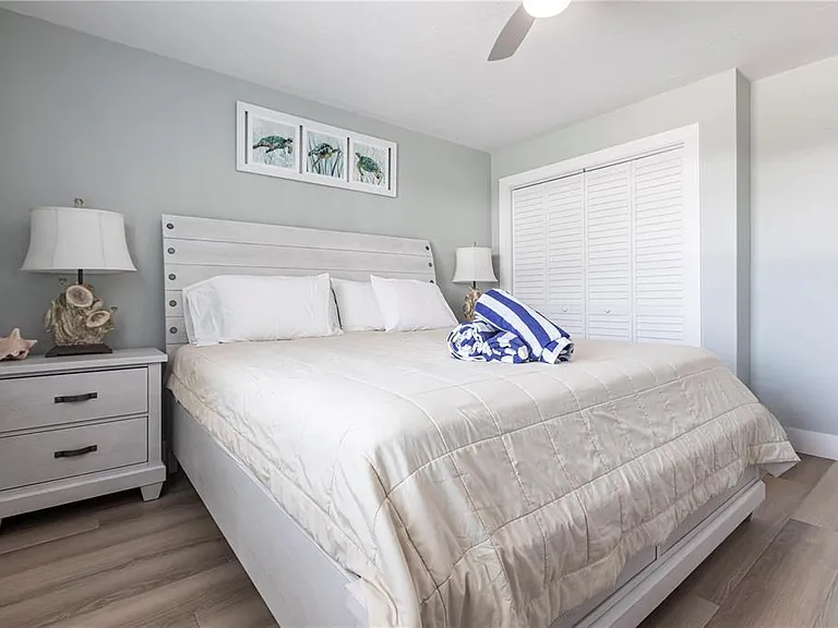 6020 Midnight Pass Rd #35 — Photo 12