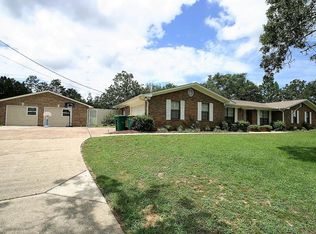 112 Oakcrest Dr, Crestview, FL 32539
