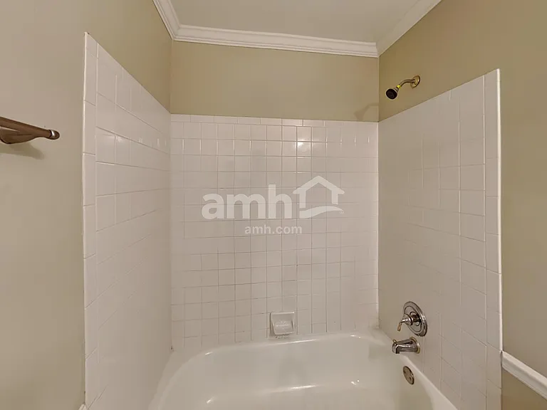 2923 Villa Lake Dr — Photo 18