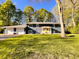 5437 Mallard Ln, Excelsior, MN 55331