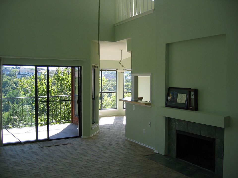 2nd image of 4711 Spicewood Springs Rd Unit 286