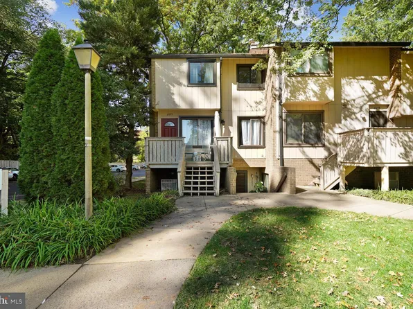 2655 Glengyle Dr #55, Vienna, VA 22181