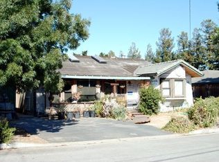 20557 Blossom Ln, Cupertino, CA 95014