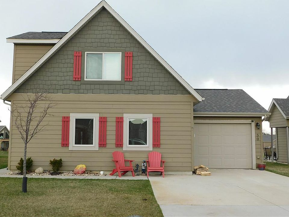 1st image of 290 240th Ave #50