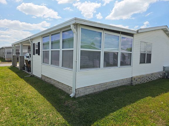 3rd image of 338 Jeremy Ave