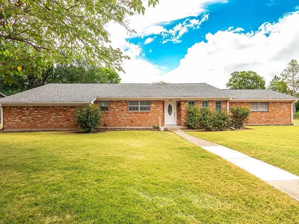 3005 Choctaw Rd, Commerce, TX 75428