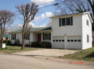 121 10th Ave NW, Winchester, TN 37398