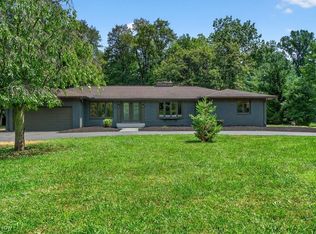 947 N Hametown Rd, Akron, OH 44333