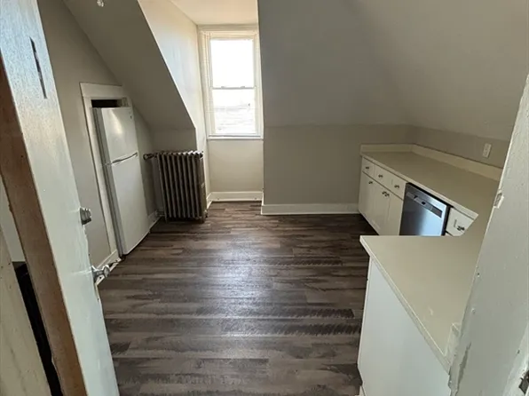 47 Appleton St APT 5, Quincy, MA 02171