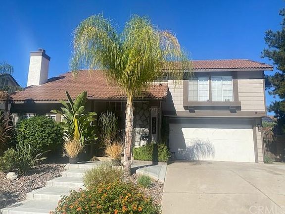3rd image of 12105 Drury Ln