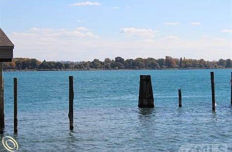 N. Riverside 037.jpg