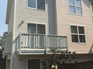 12040 31st Ave NE, Seattle, WA 98125