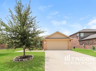 413 Azalea Dr, Nevada, TX 75173