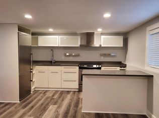 6126 8th Ave NW, Seattle, WA 98107