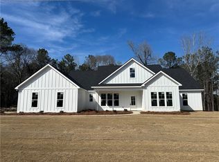 803 Lee Road 240, Salem, AL
