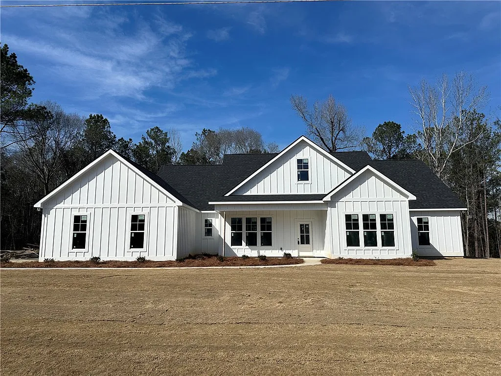 803 Lee Road 240 photo 1