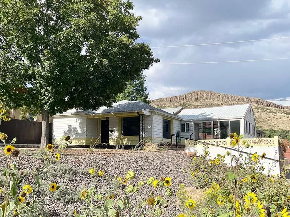 495 Jackson St, Golden, CO 80403