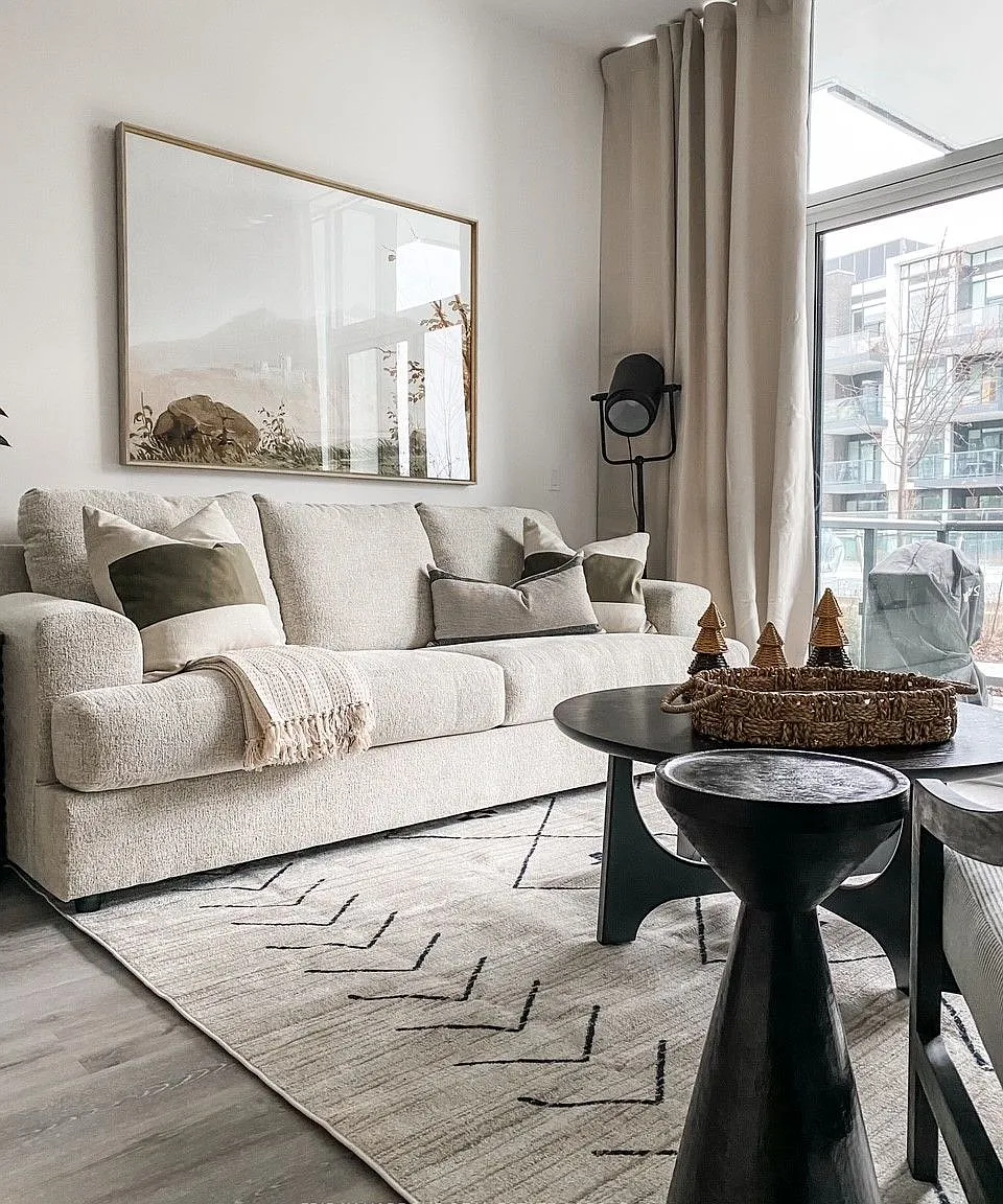 1 bed, $2,300 — Photo 3