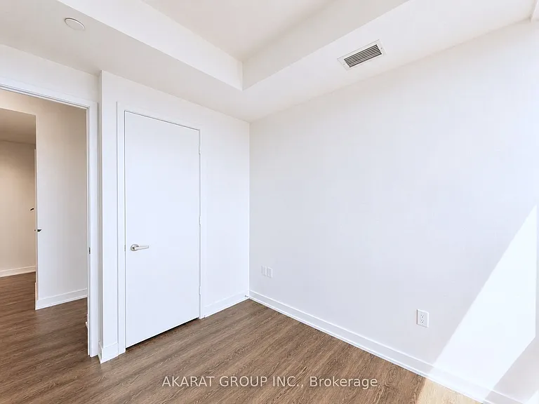 448 Burnhamthorpe Rd W #4911 — Photo 19
