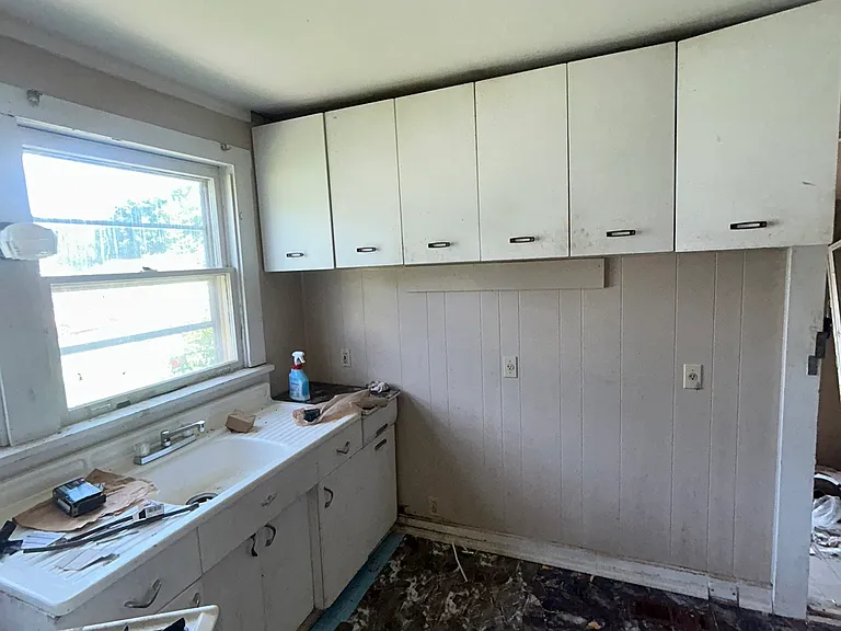 2312 Carol St — Photo 8