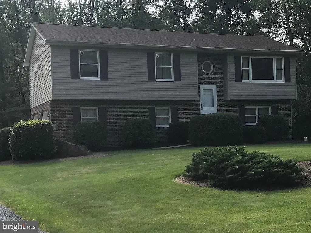 653 Reinholds Rd photo 1