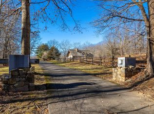 1879 Litchfield Rd, Watertown, CT 06795