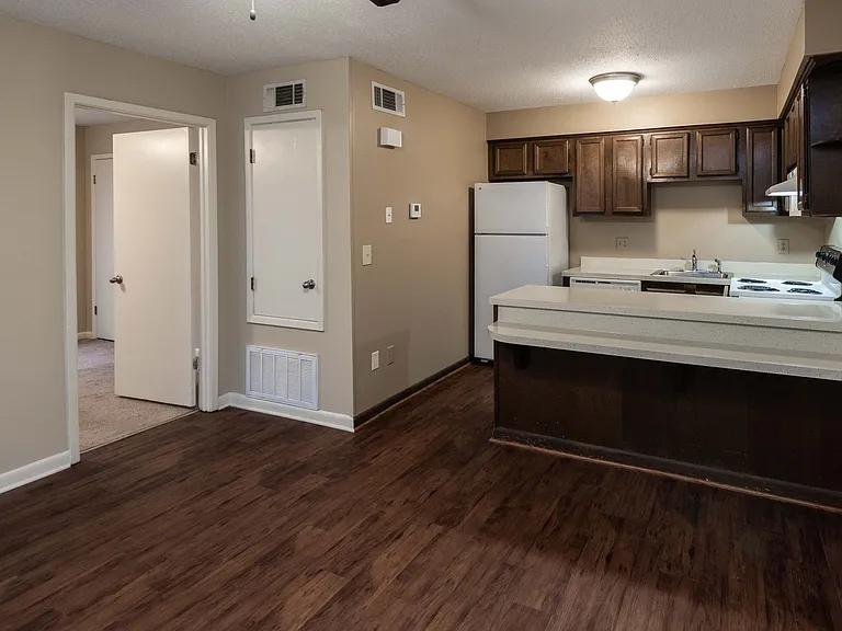 113 N 33rd Ave #D13 — Photo 13