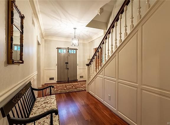 4th image of 7521 Hill Dr