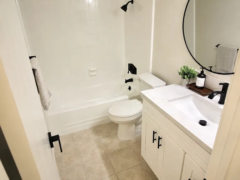 6780 Friars Rd #212 — Photo 15