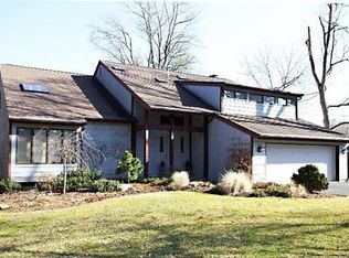 138 Serpentine Rd, Tenafly, NJ 07670