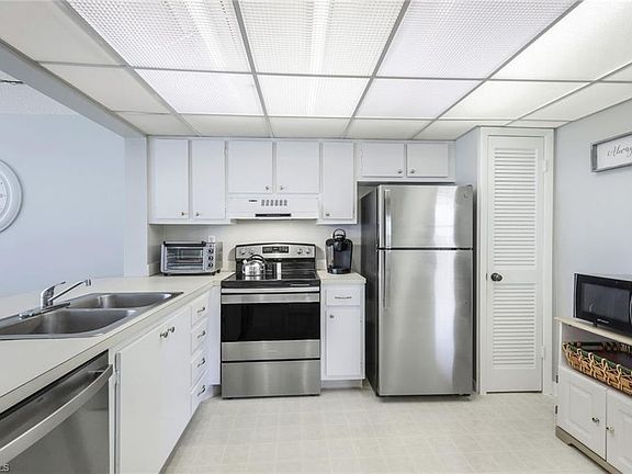 5th image of 1083 Forest Lakes DR #307