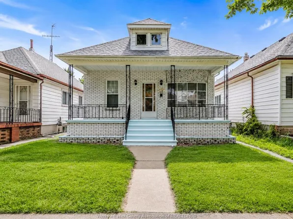 383 McEwan Ave, Windsor, ON N9B 2E5