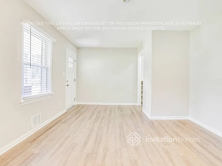 5595 Morning Creek Cir — Photo 3