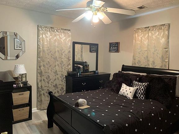 2nd image of 1707 Cannonball Ct #1707