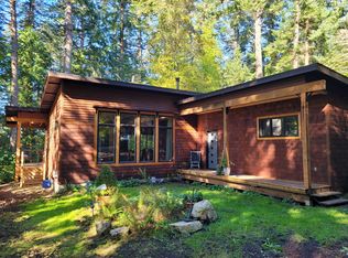 721 Claire Ln, Point Roberts, WA 98281