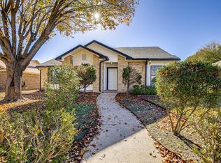 7612 Cornell Dr, Rowlett, TX 75088