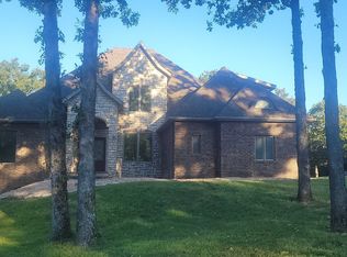 71 Bedrock Cir, Branson West, MO 65737
