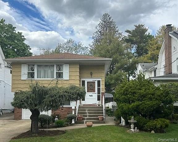 1st image of 30 Malverne Avenue