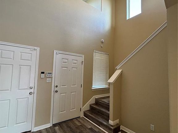 3rd image of 15207 Verela Dr