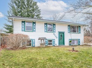 8250 Rockwood Ave, Mount Morris, MI 48458