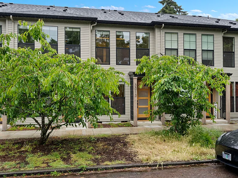 3013 NE Ainsworth St — Photo 10