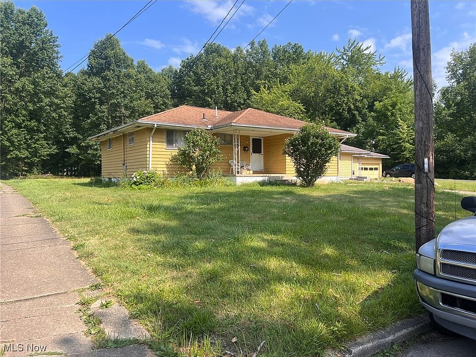 2nd image of 755 Fairfax St