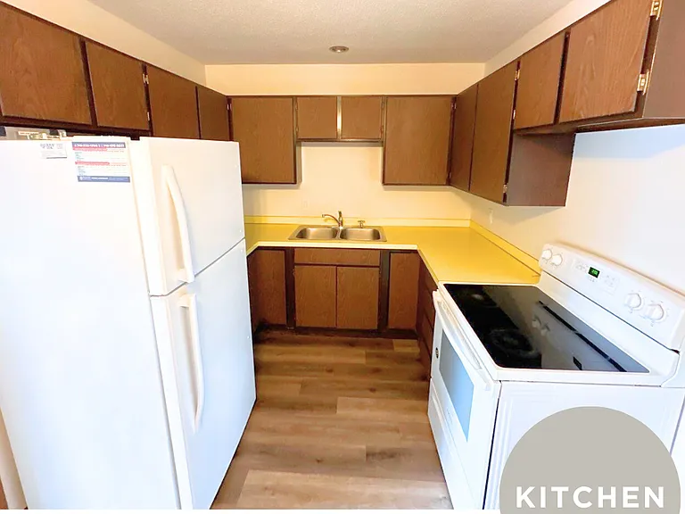 801 Pine St #2 — Photo 4