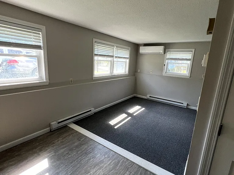 51 Glenwood Dr #1 — Photo 17