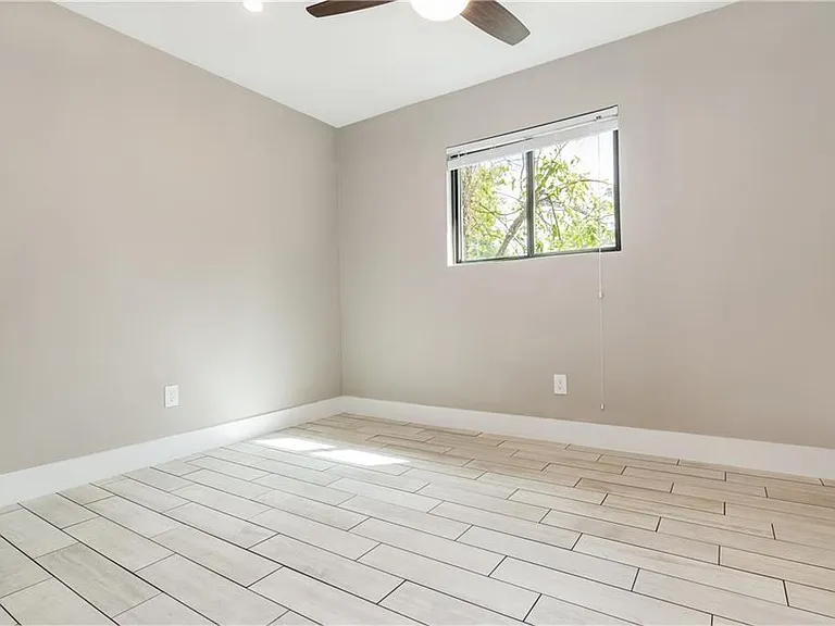 1702 New York Ave — Photo 18
