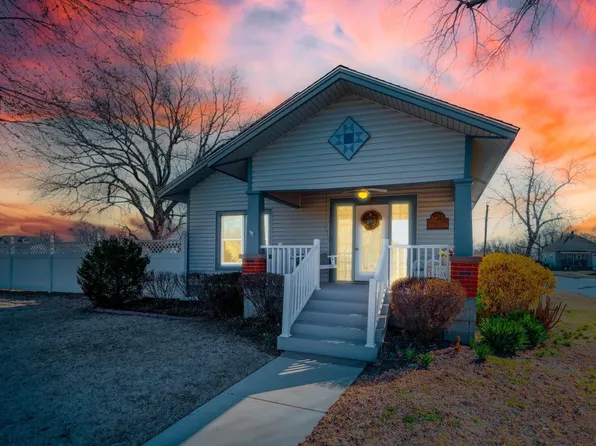 402 N Main St, Argonia, KS 67004