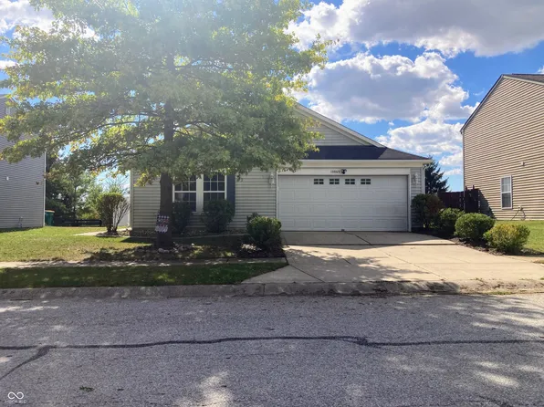 10869 Parker Dr, Indianapolis, IN 46231